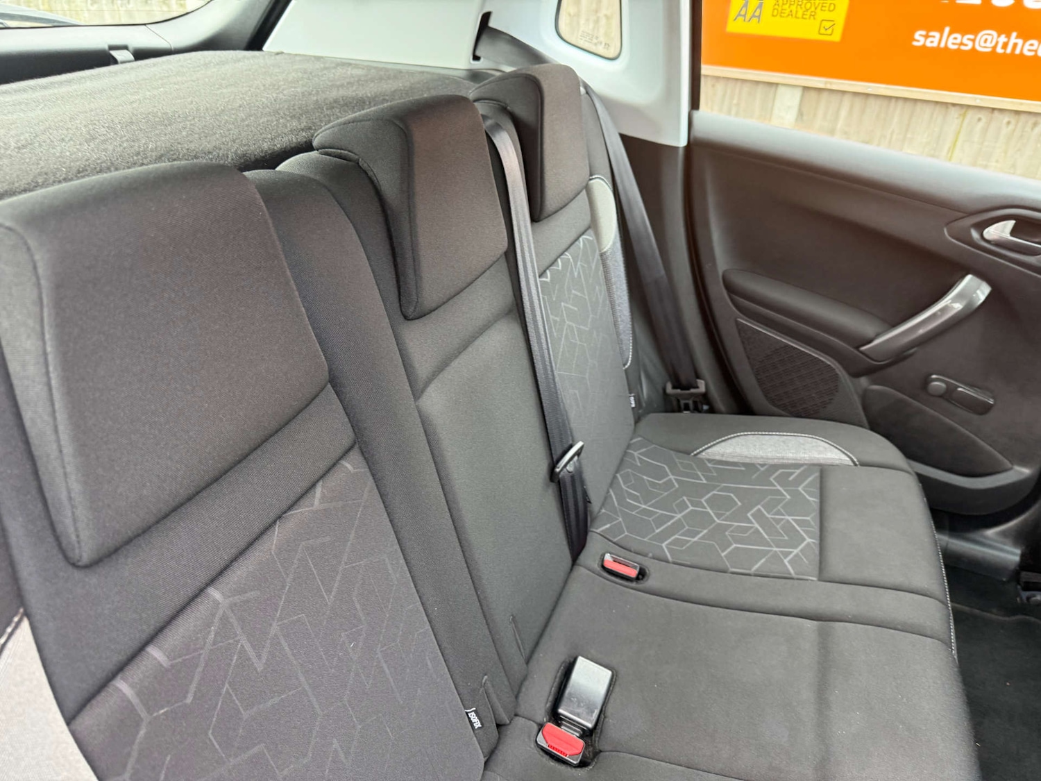 Used Peugeot 2008 2017 for sale - 77630705: Photo 19