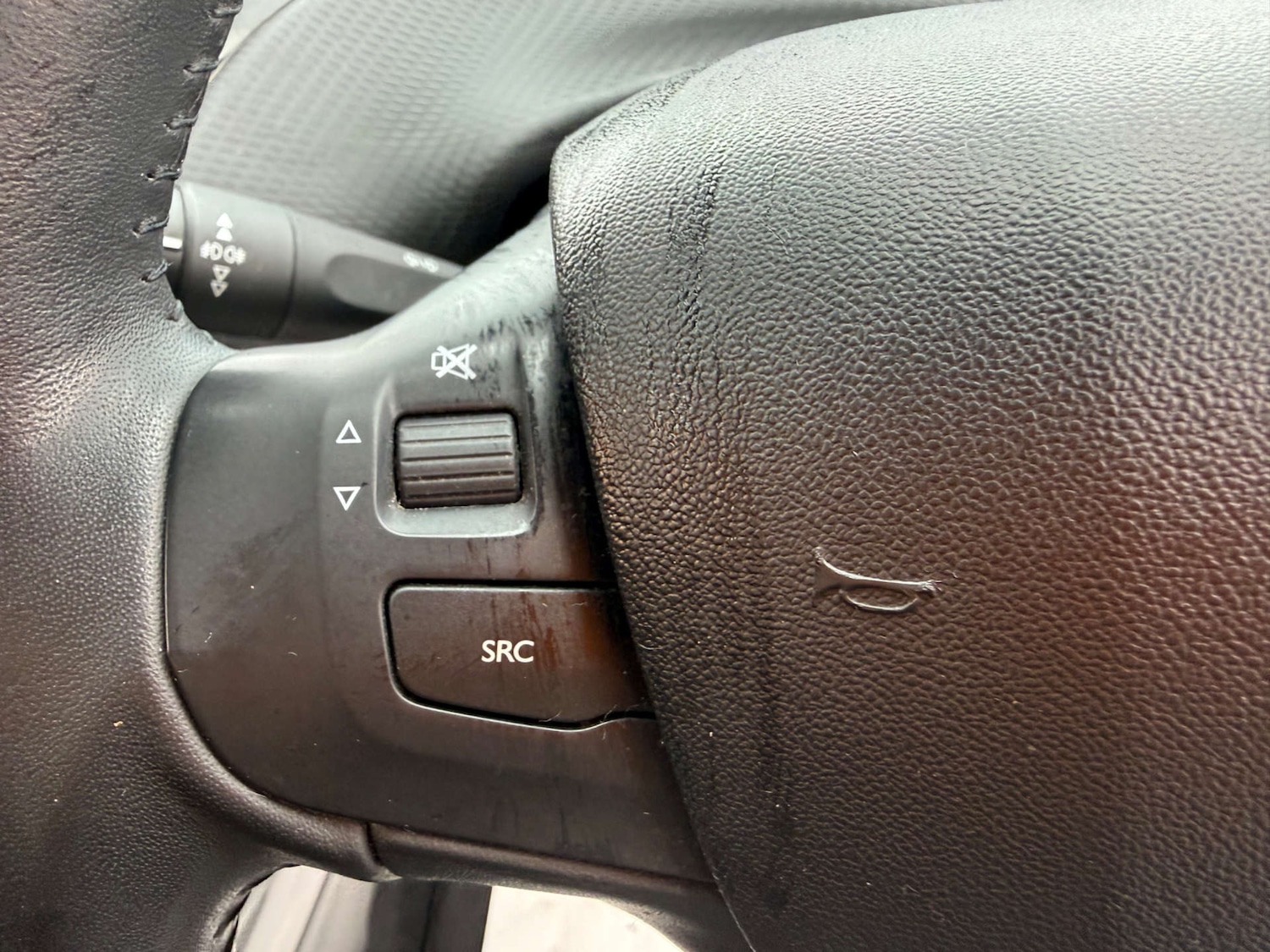 Used Peugeot 2008 2017 for sale - 77630705: Photo 26