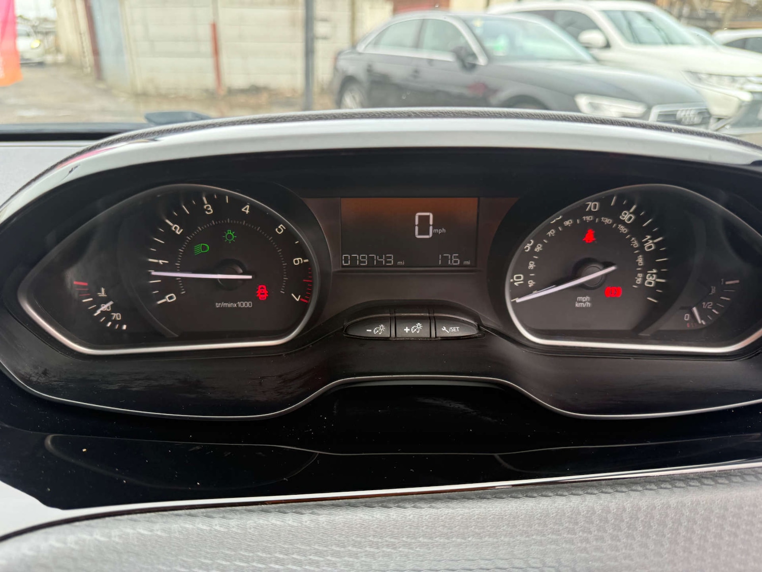 Used Peugeot 2008 2017 for sale - 77630705: Photo 28