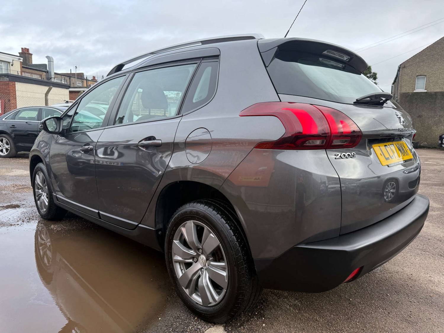 Used Peugeot 2008 2017 for sale - 77630705: Photo 8