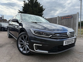 Used Volkswagen Passat 2018 for sale - 75923144: Photo