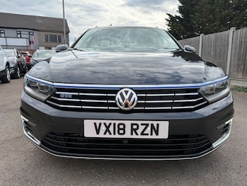 Used Volkswagen Passat 2018 for sale - 75923144: Photo