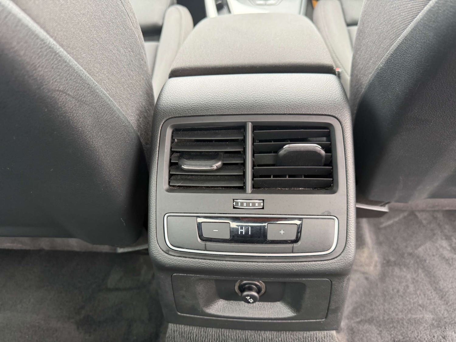 Used Audi A4 2016 for sale - 78091336: Photo 23