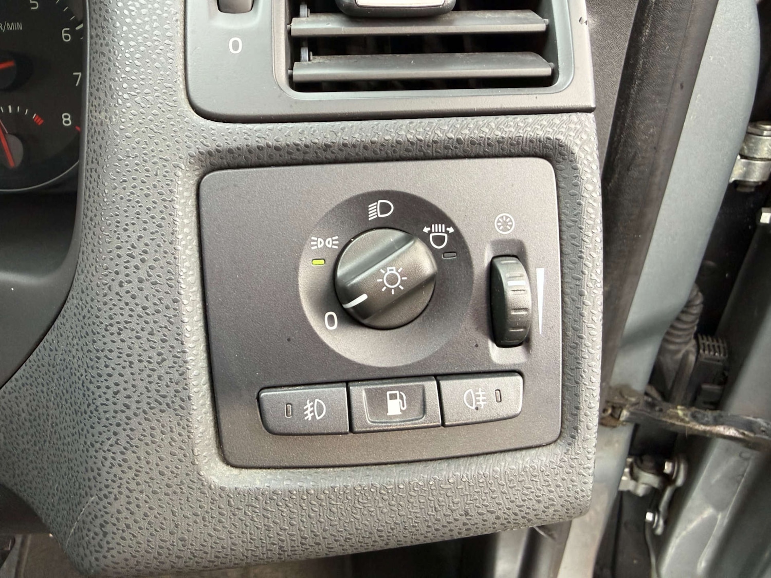 Used Volvo V50 2011 for sale - 77523286: Photo 21