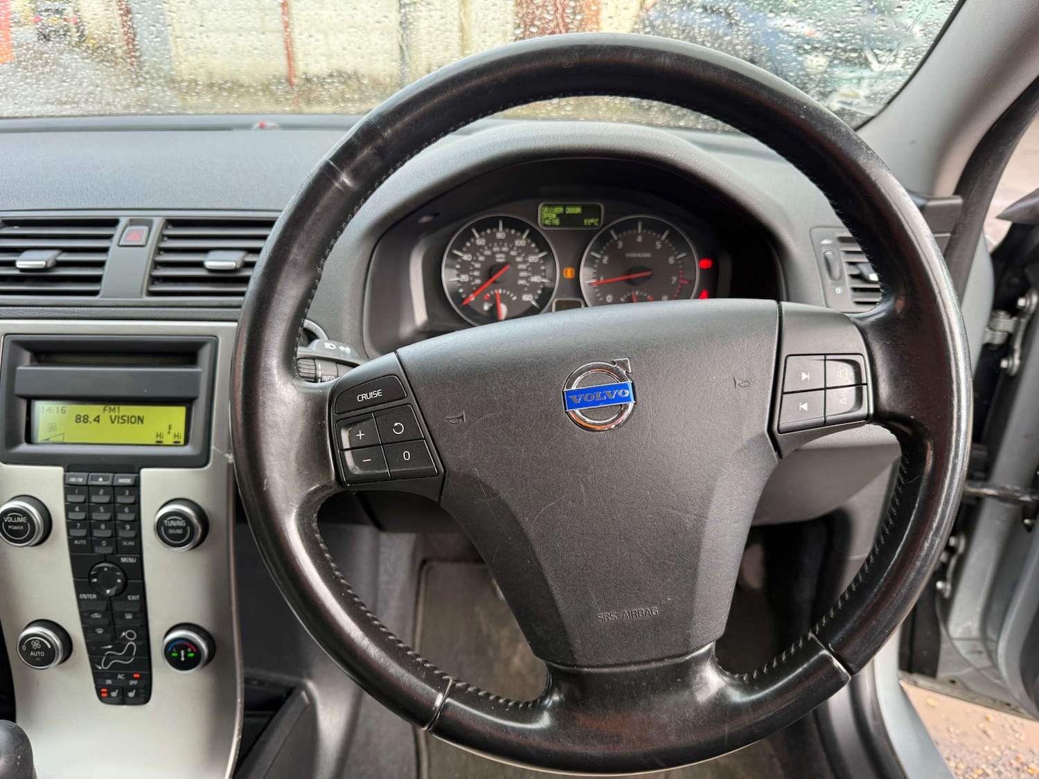 Used Volvo V50 2011 for sale - 77523286: Photo 23