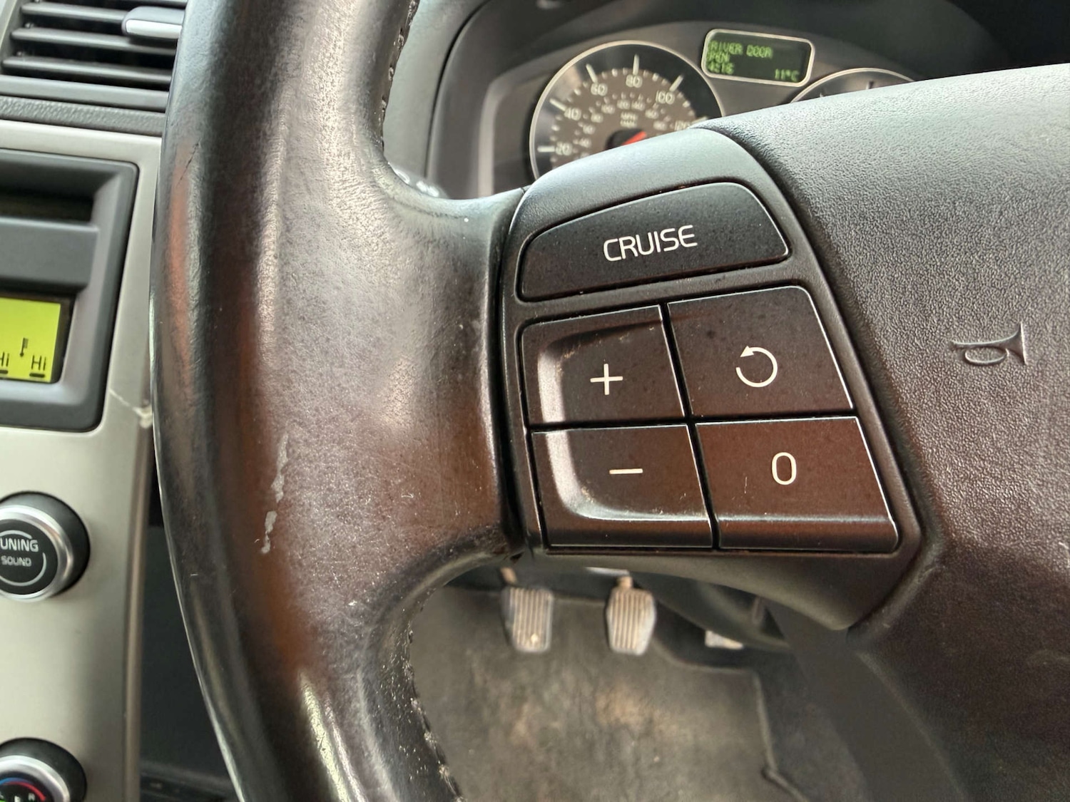 Used Volvo V50 2011 for sale - 77523286: Photo 25