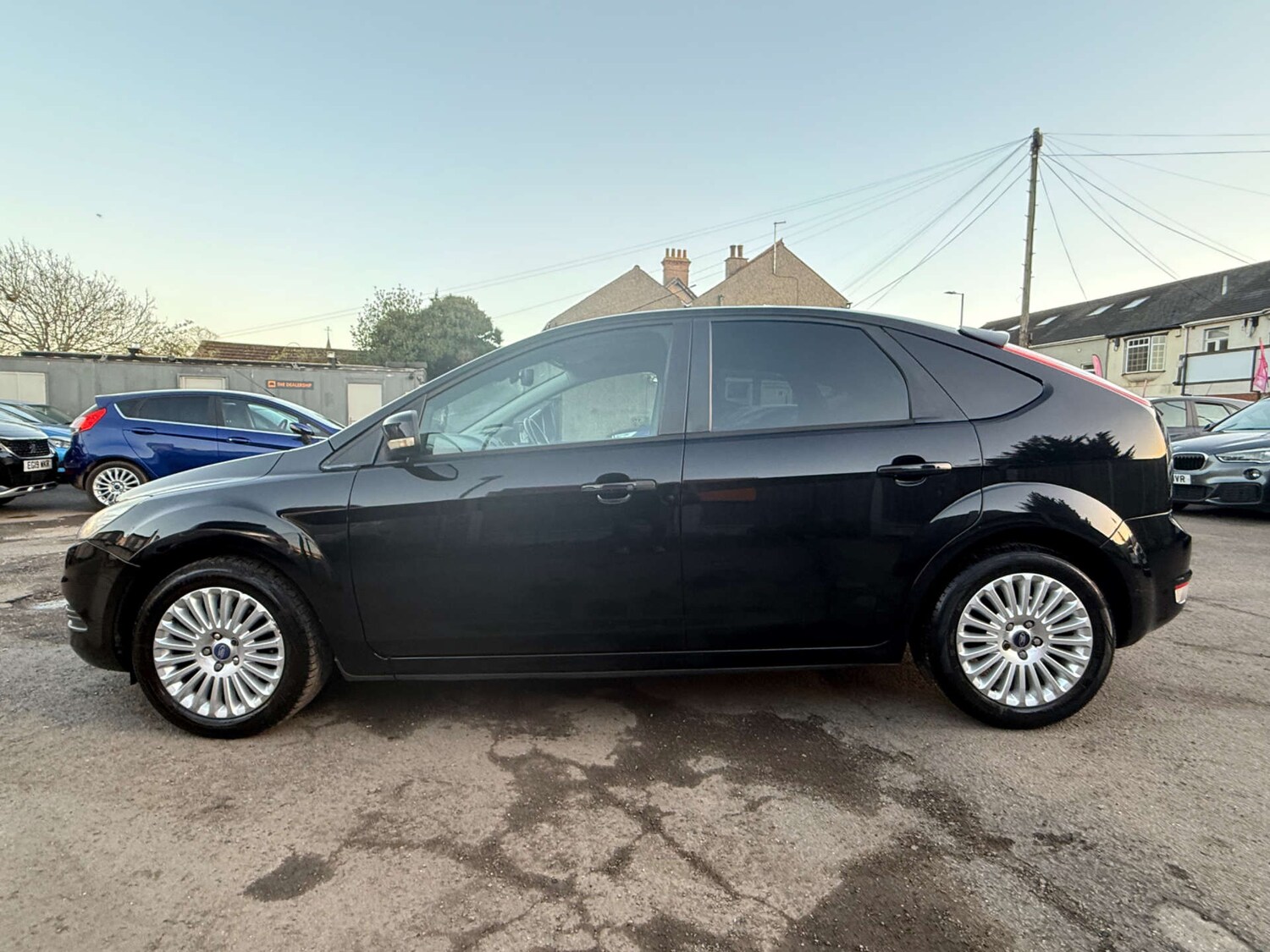 Used Ford Focus 2010 for sale - 76604260: Photo 15