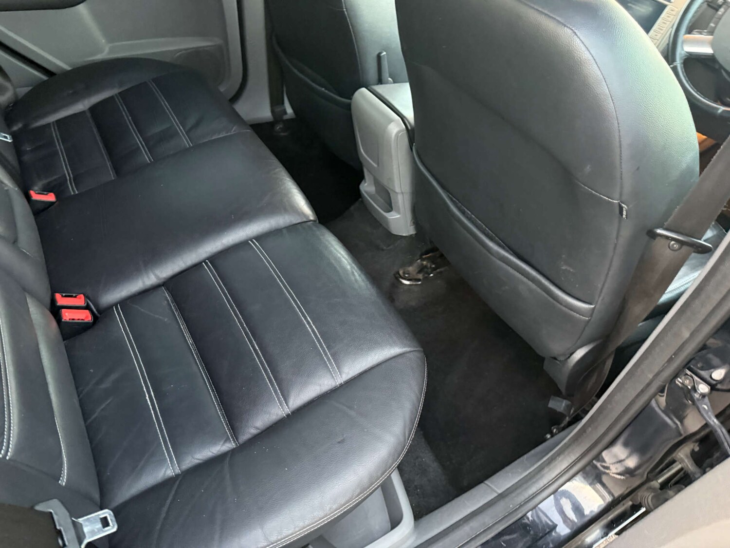 Used Ford Focus 2010 for sale - 76604260: Photo 16