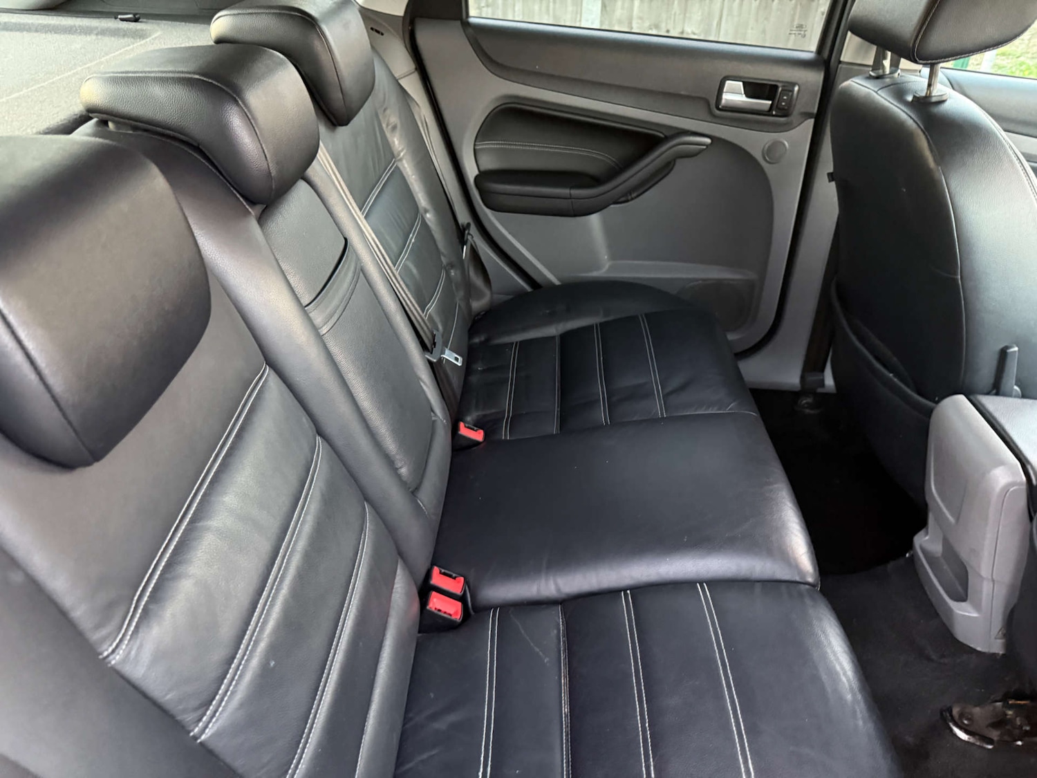 Used Ford Focus 2010 for sale - 76604260: Photo 20