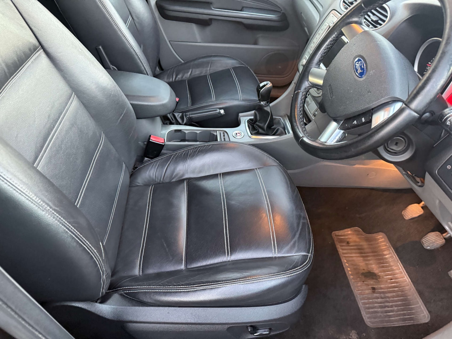 Used Ford Focus 2010 for sale - 76604260: Photo 27