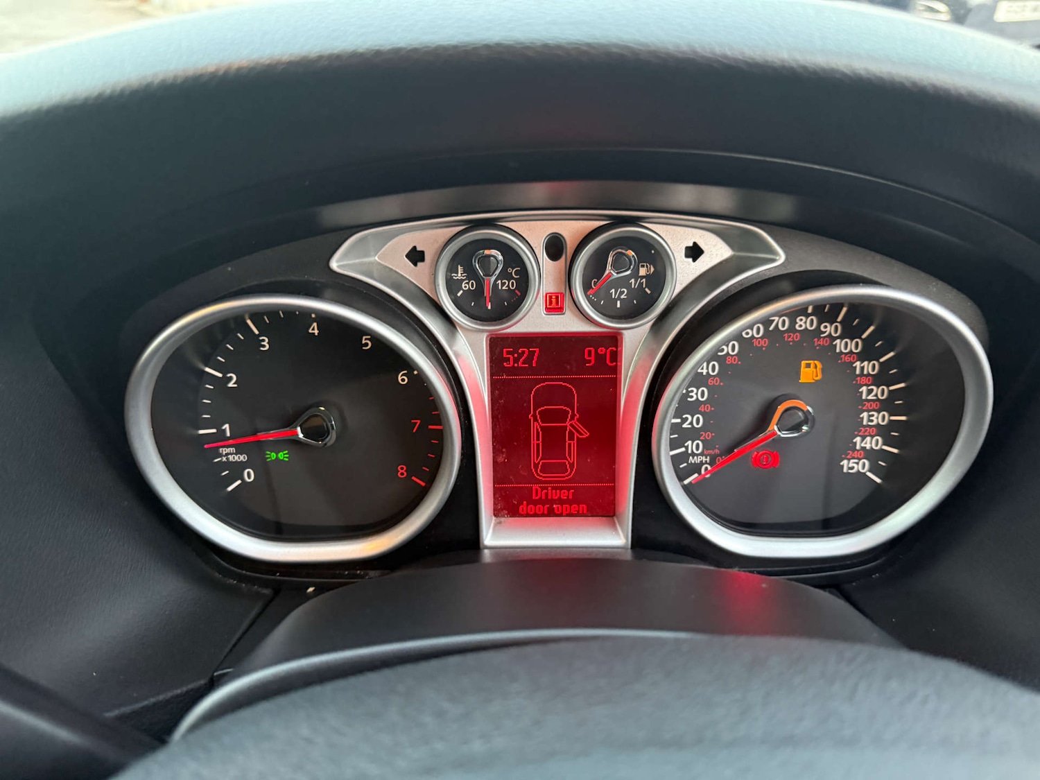 Used Ford Focus 2010 for sale - 76604260: Photo 33