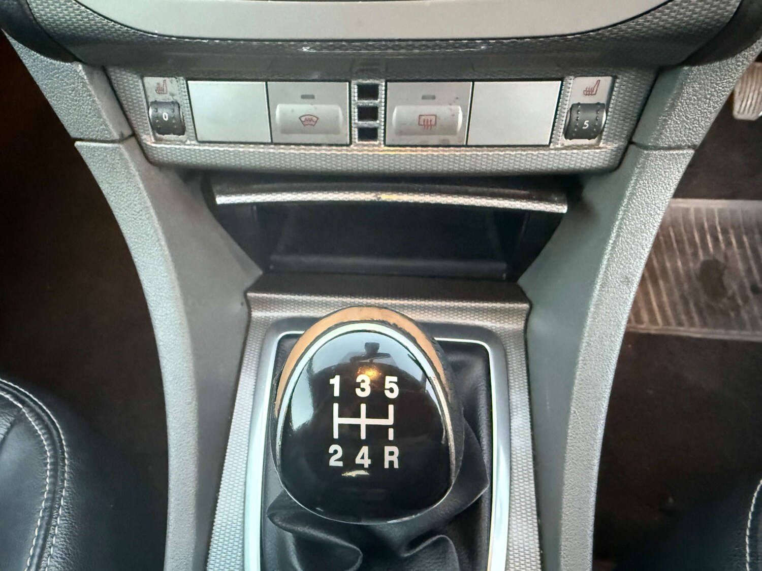 Used Ford Focus 2010 for sale - 76604260: Photo 35