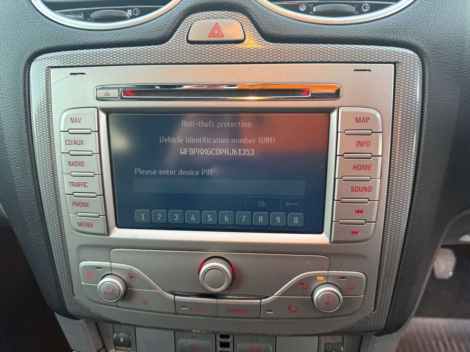 Used Ford Focus 2010 for sale - 76604260: Photo 36