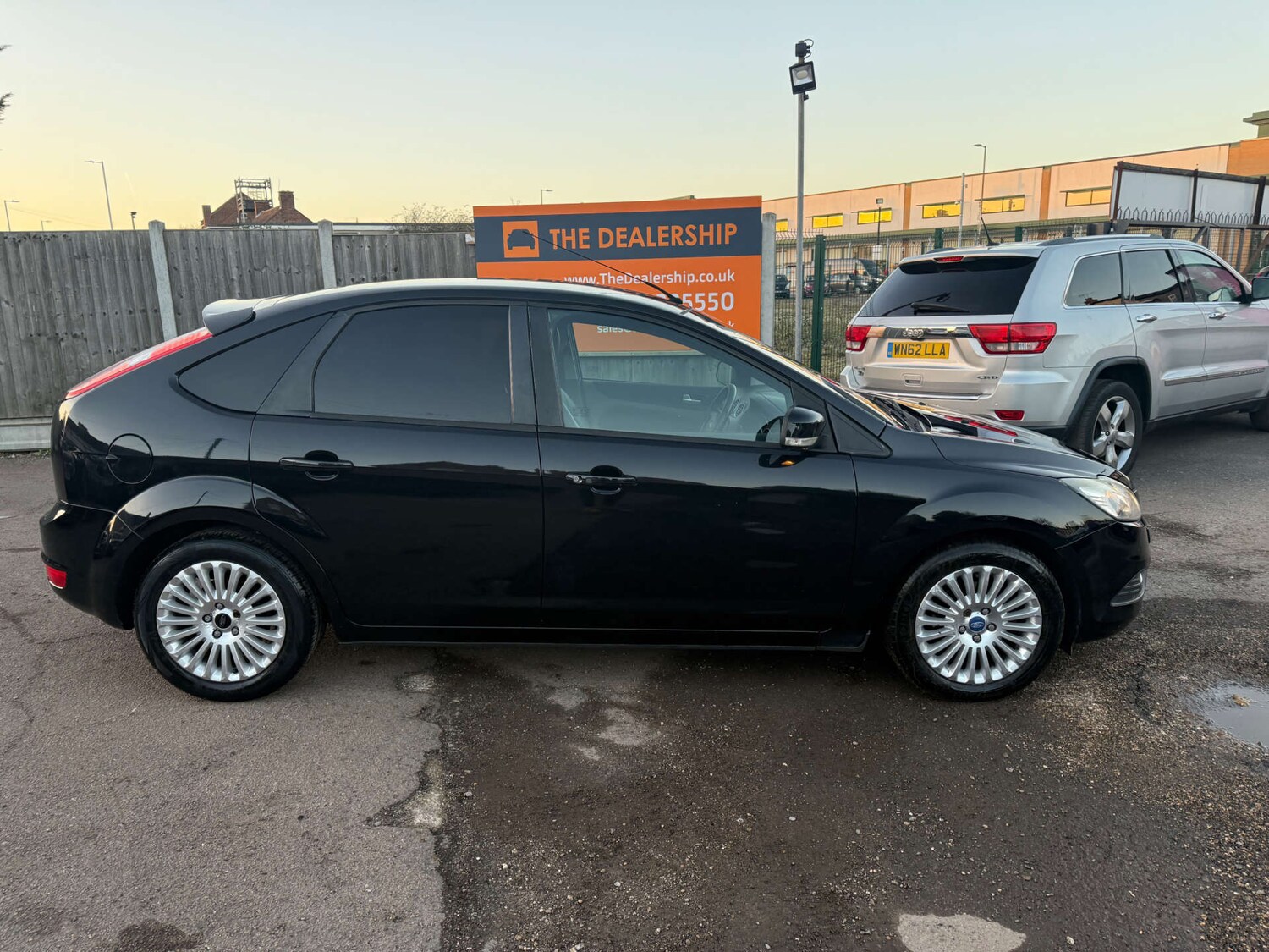 Used Ford Focus 2010 for sale - 76604260: Photo 4