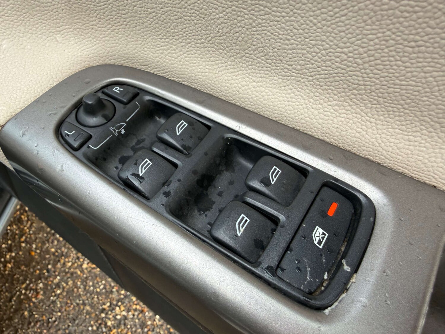 Used Volvo V50 2011 for sale - 77880390: Photo 19