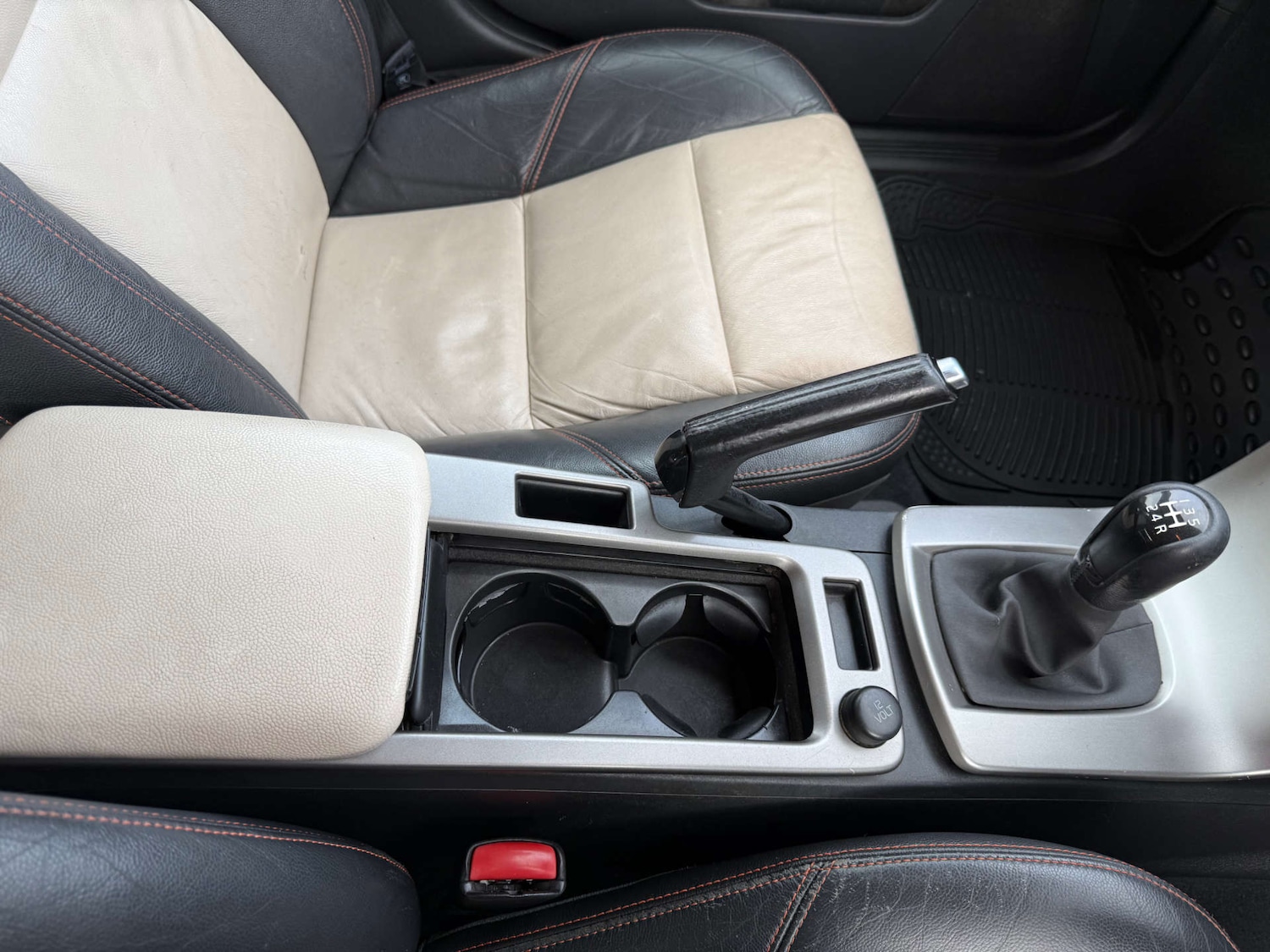 Used Volvo V50 2011 for sale - 77880390: Photo 28