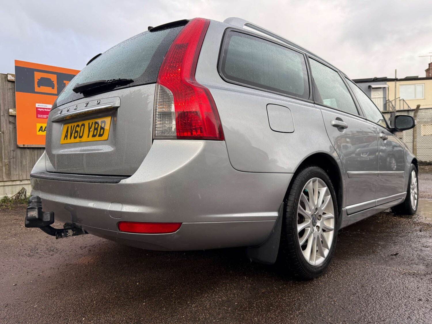 Used Volvo V50 2011 for sale - 77880390: Photo 7