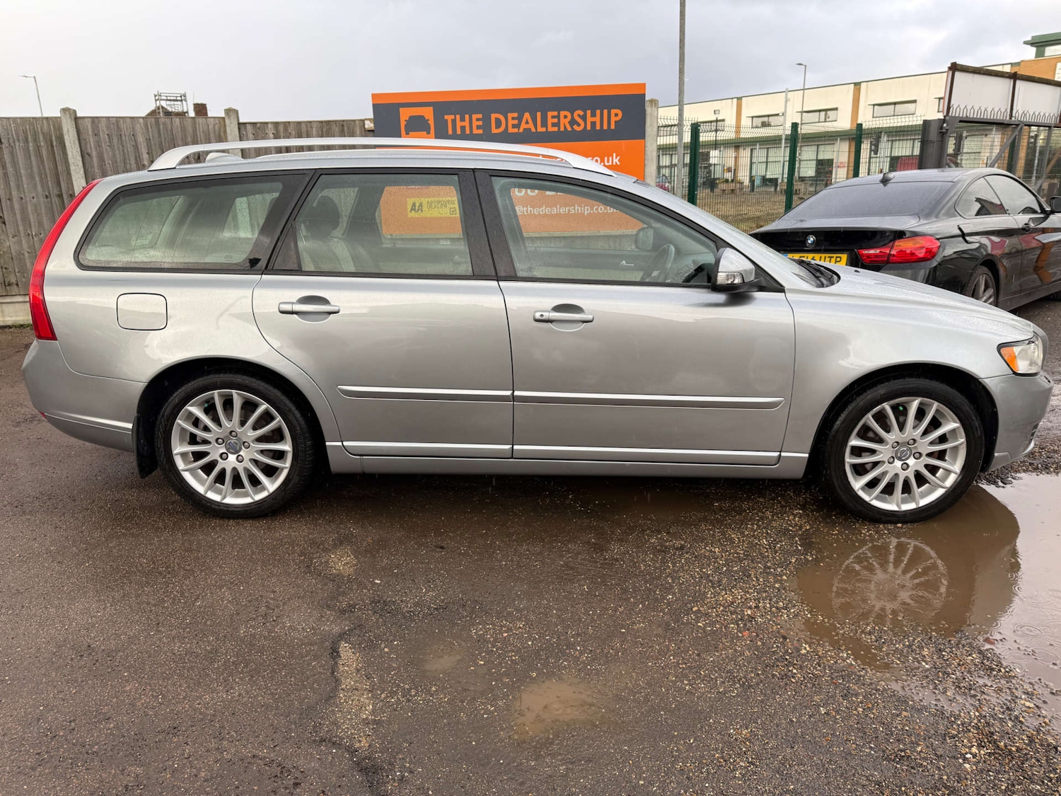 Used Volvo V50 2011 for sale - 77880390: Photo 8