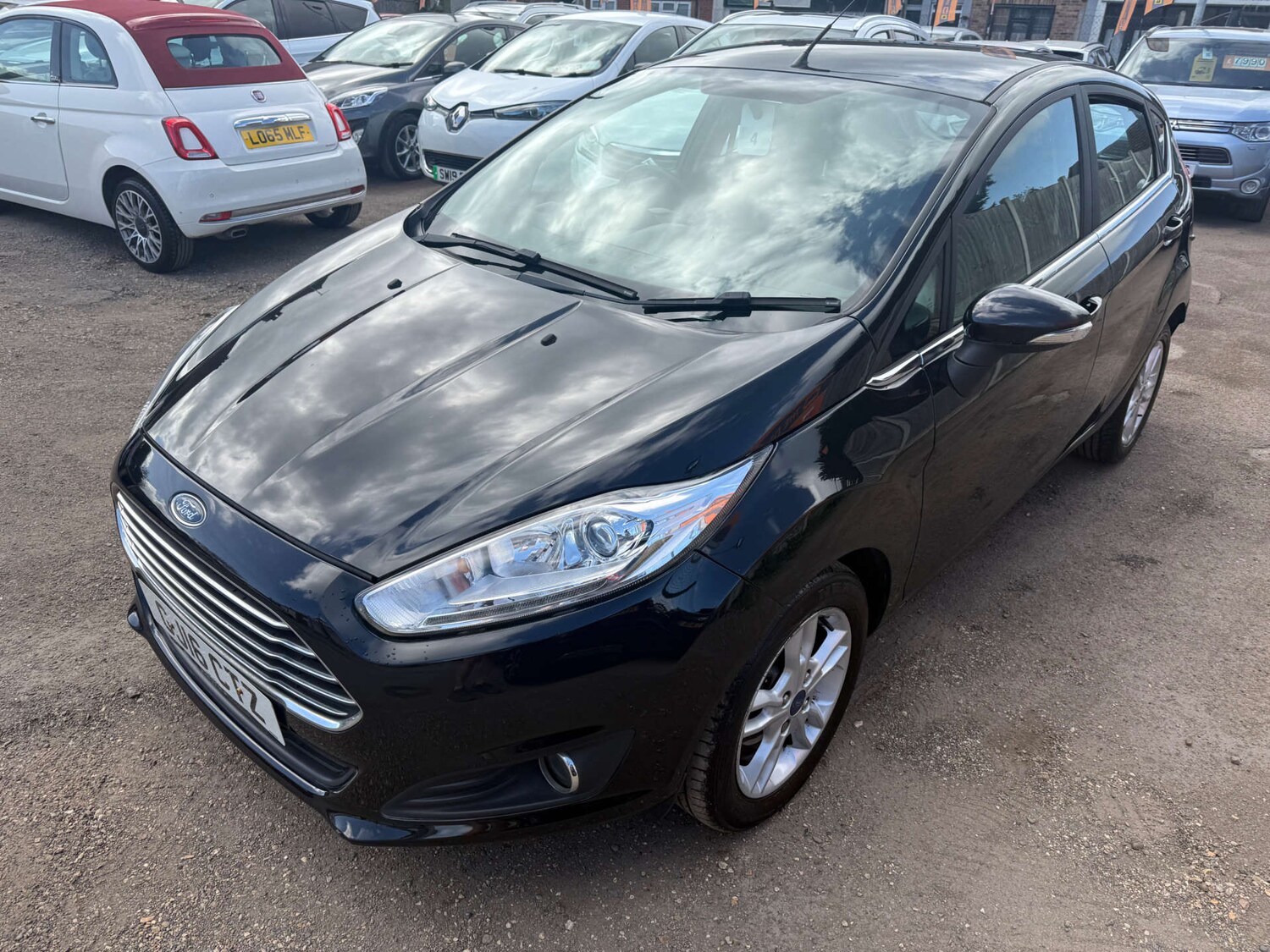 Used Ford Fiesta 2016 for sale - 78219420: Photo 11