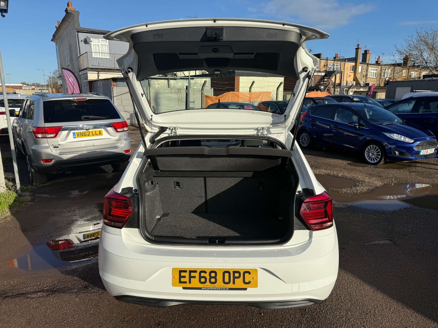 Used Volkswagen Polo 2018 for sale - 76829832: Photo 12