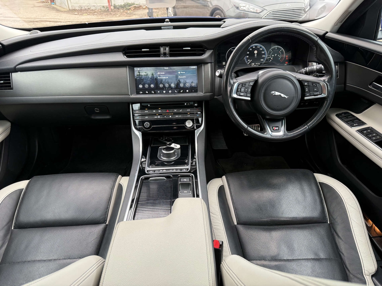 Used Jaguar XF 2017 for sale - 77059115: Photo 27