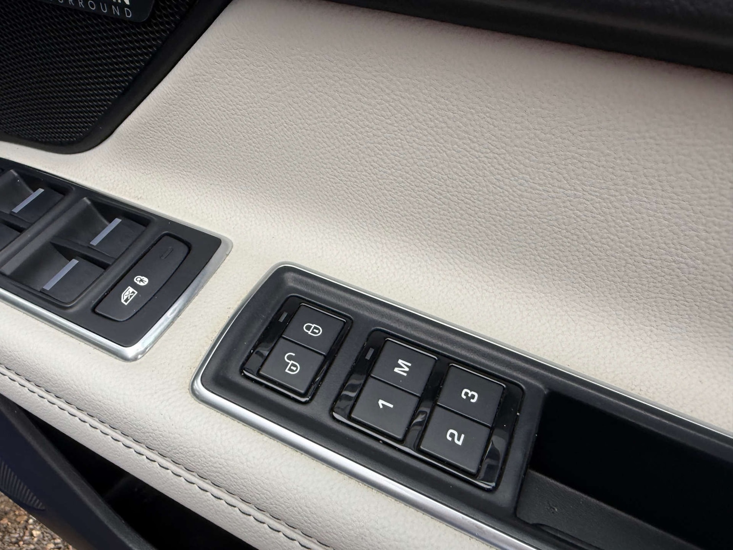 Used Jaguar XF 2017 for sale - 77059115: Photo 34