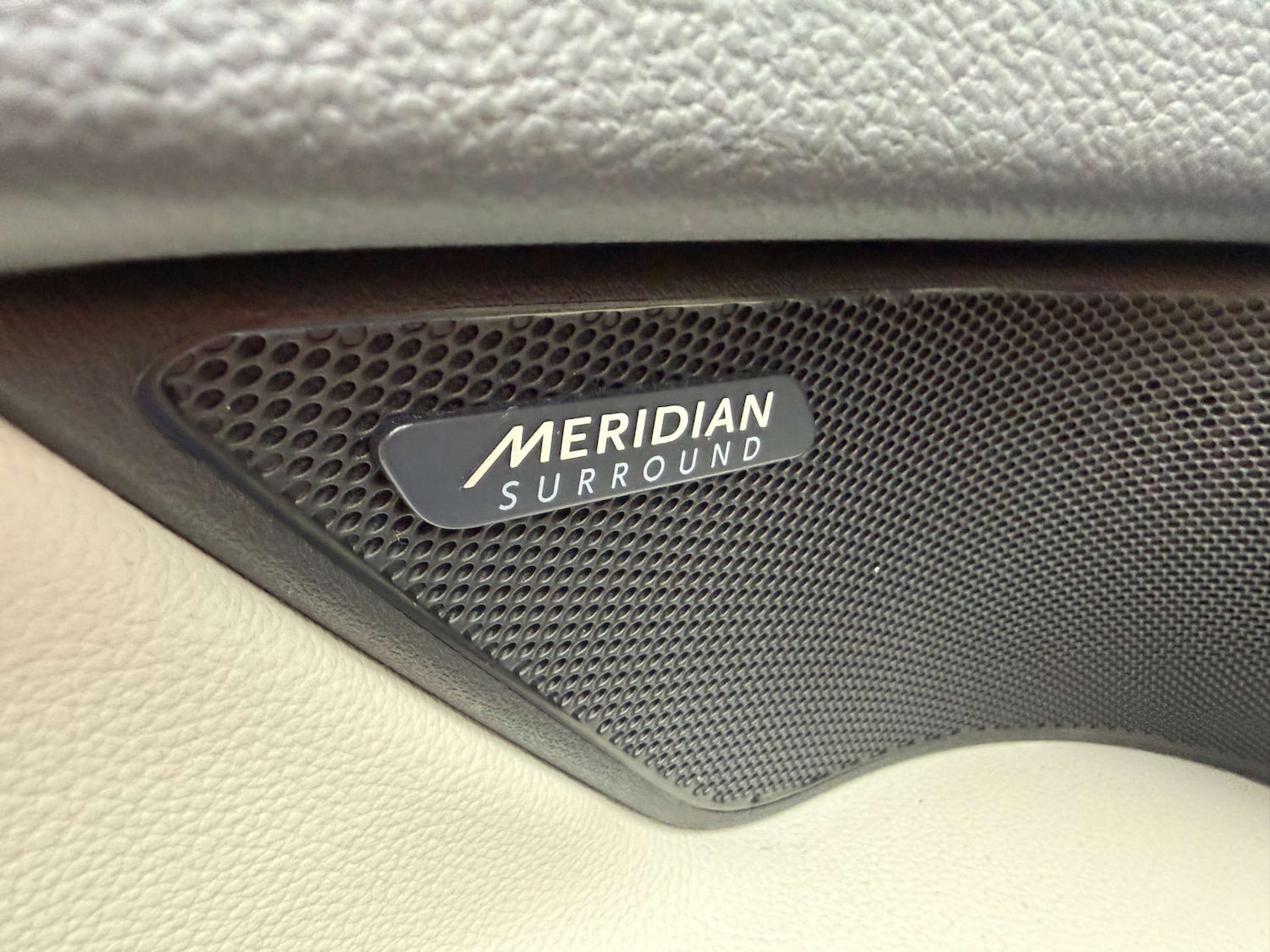 Used Jaguar XF 2017 for sale - 77059115: Photo 59