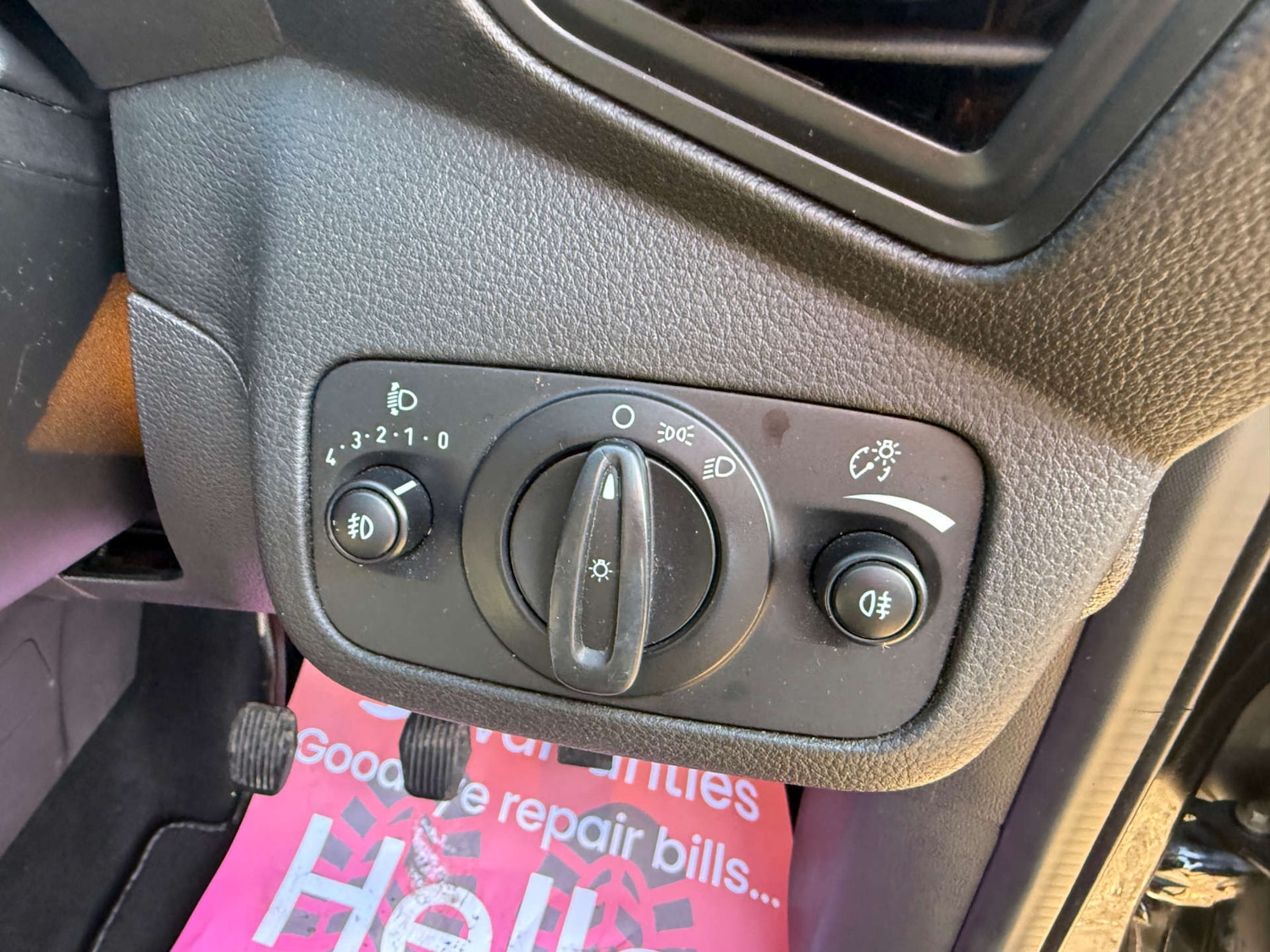Used Ford Kuga 2015 for sale - 76177672: Photo 28