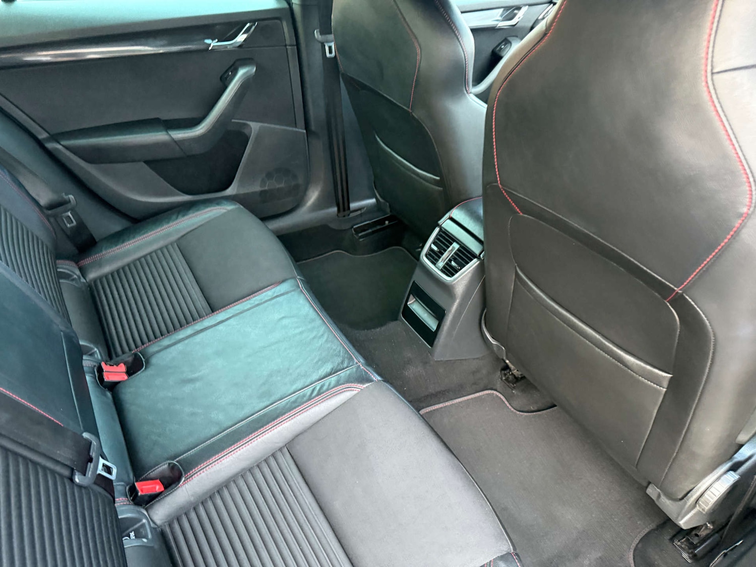 Used Skoda Octavia 2015 for sale - 77227788: Photo 15