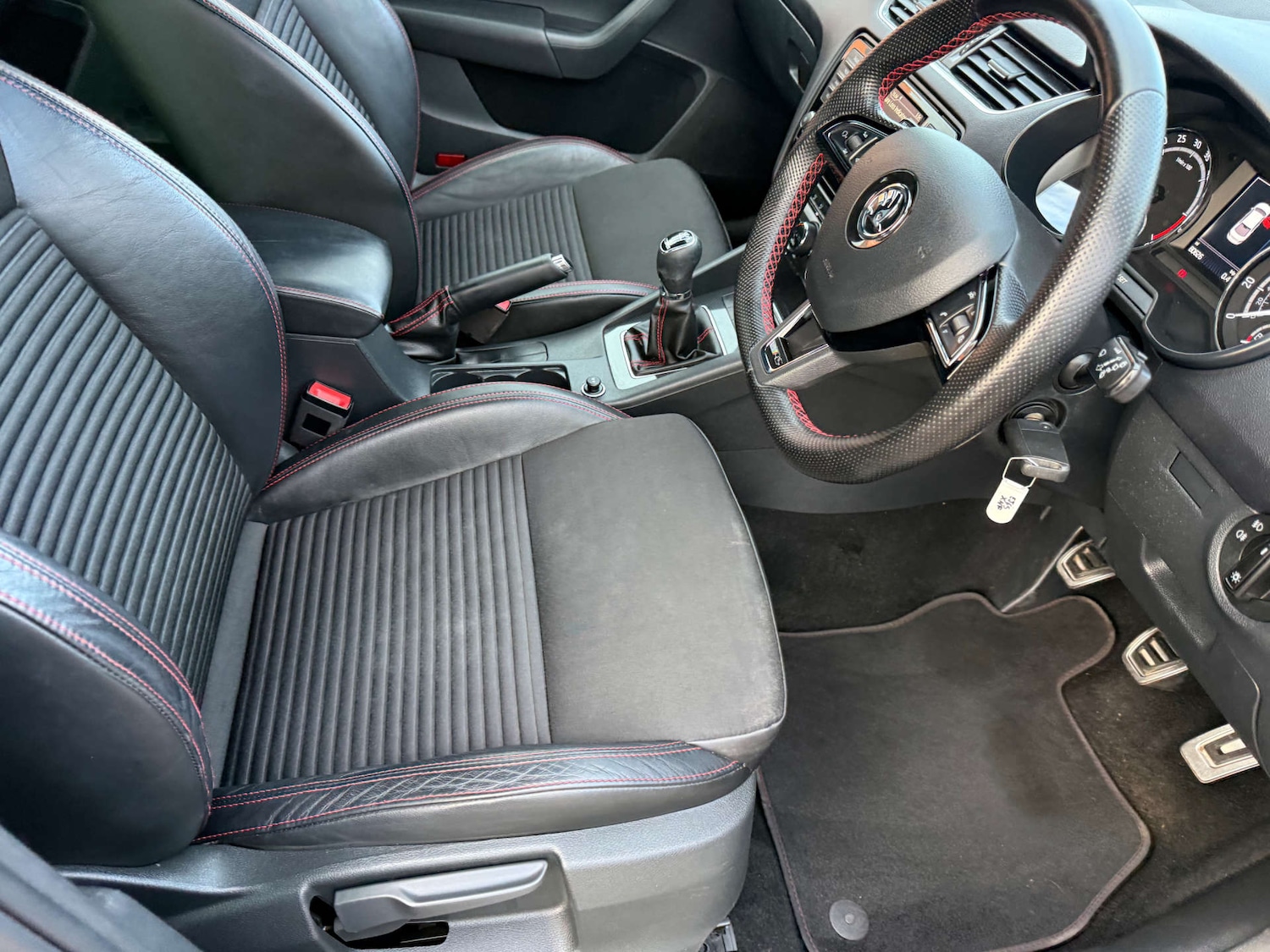 Used Skoda Octavia 2015 for sale - 77227788: Photo 25