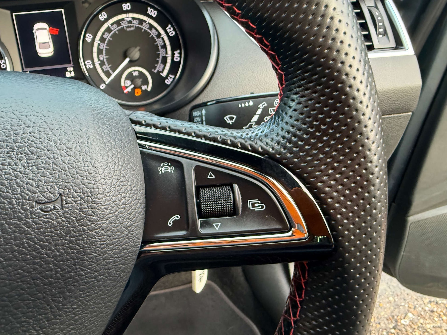 Used Skoda Octavia 2015 for sale - 77227788: Photo 32