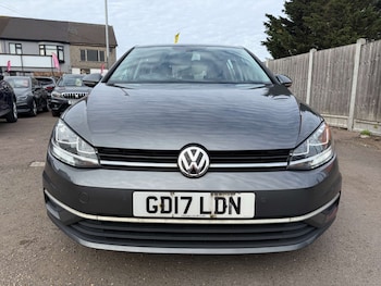 Used Volkswagen Golf 2017 for sale - 75923190: Photo