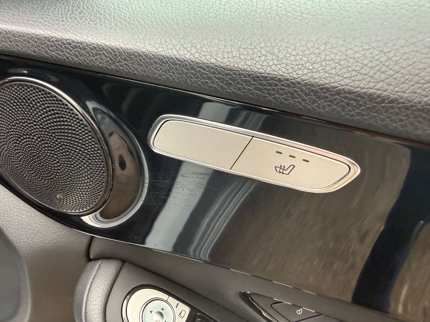 Used Mercedes-Benz C Class 2015 for sale - 78061473: Photo 18