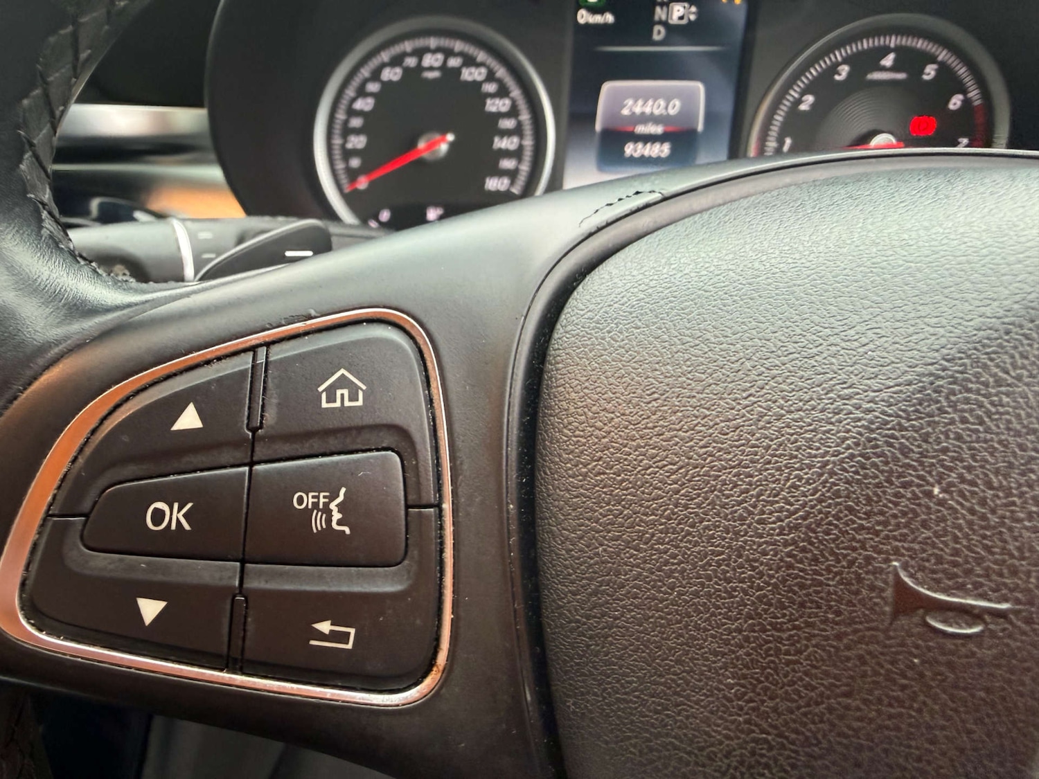 Used Mercedes-Benz C Class 2015 for sale - 78061473: Photo 32