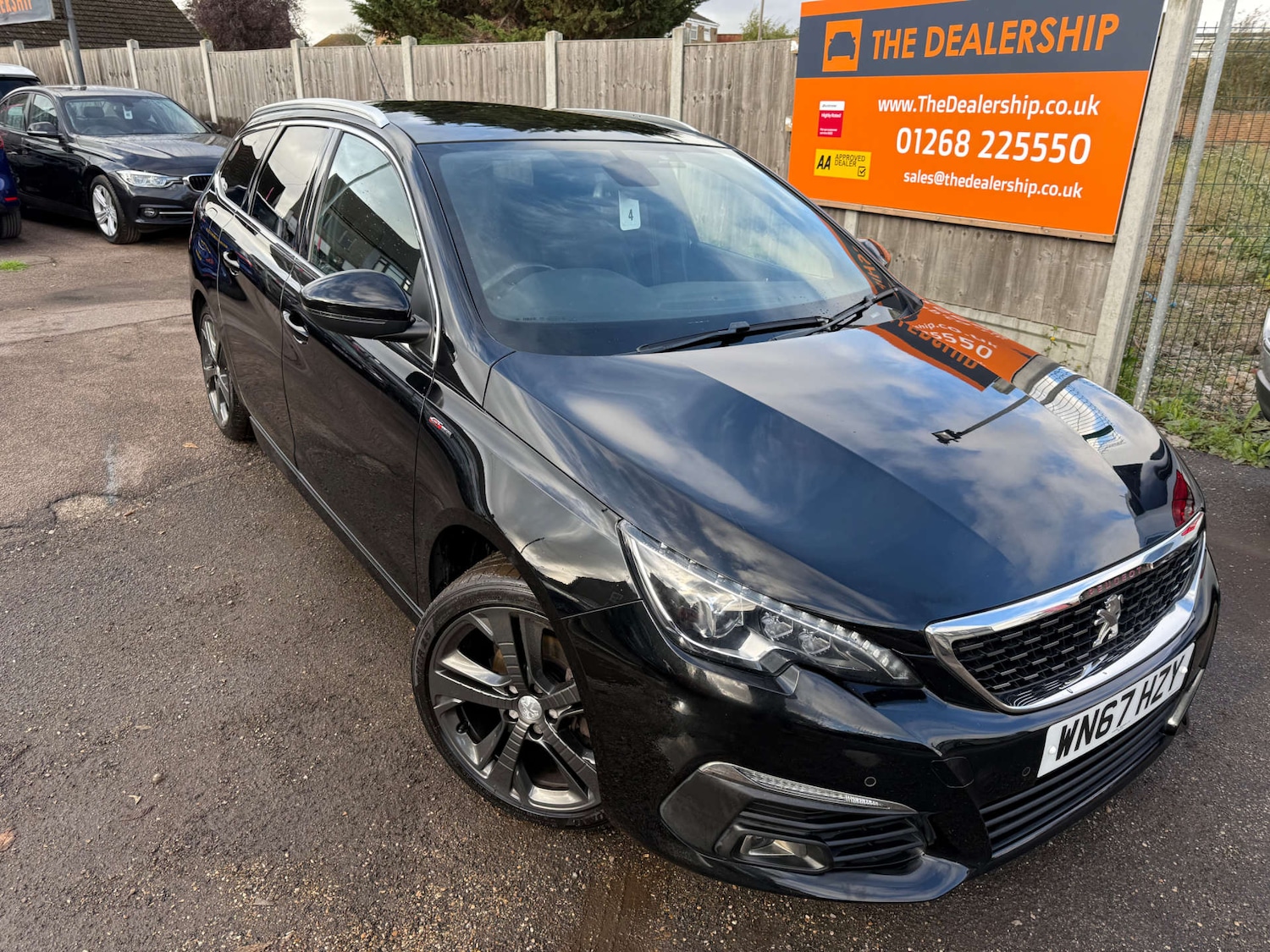 Used Peugeot 308 2017 for sale - 76333090: Photo 2