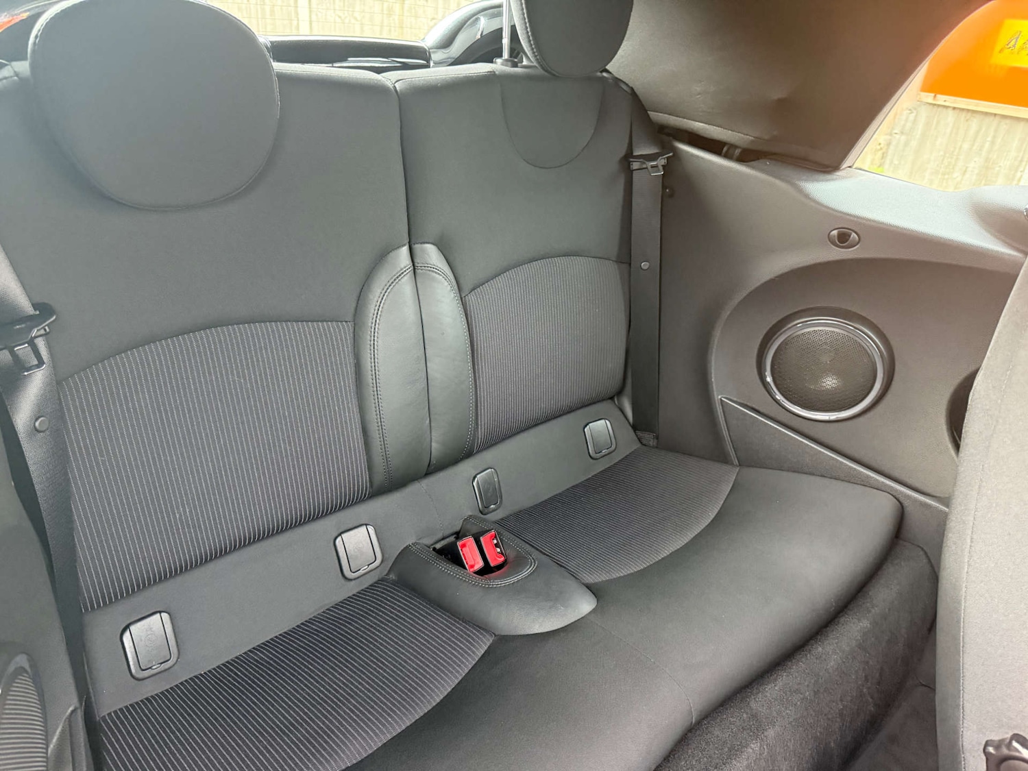 Used MINI Convertible 2015 for sale - 76422542: Photo 17