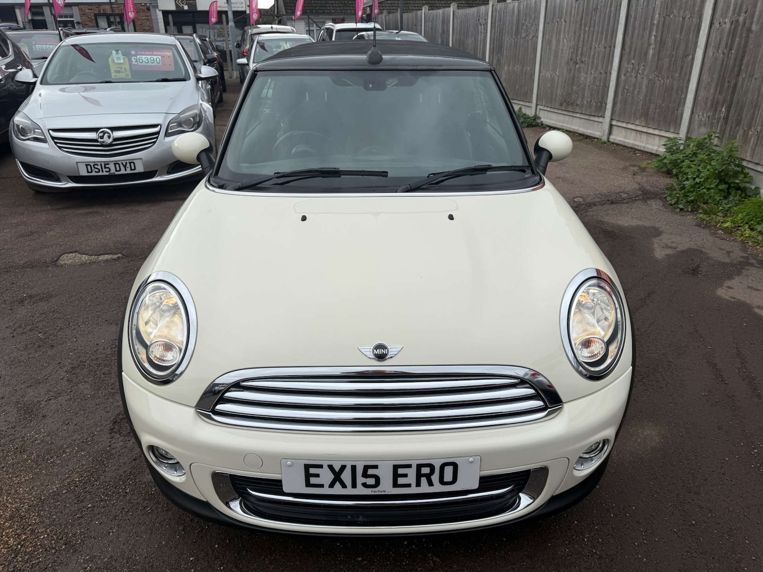 Used MINI Convertible 2015 for sale - 76422542: Photo 6