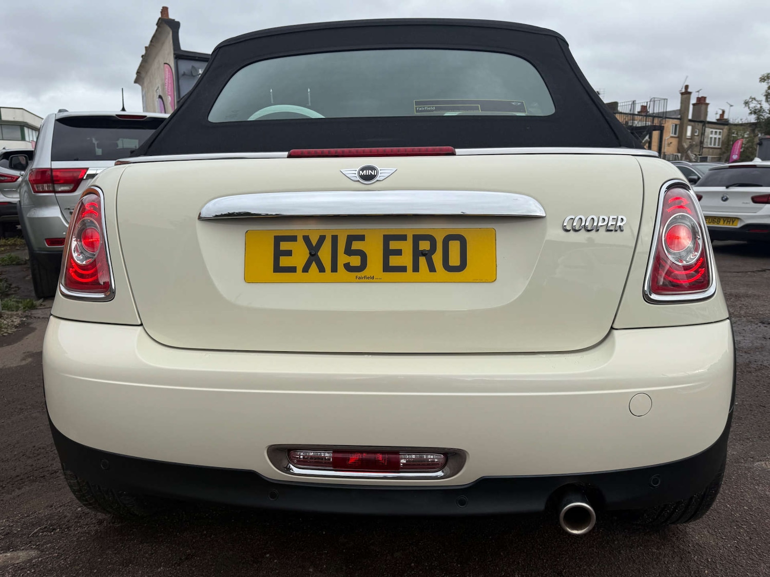 Used MINI Convertible 2015 for sale - 76422542: Photo 9