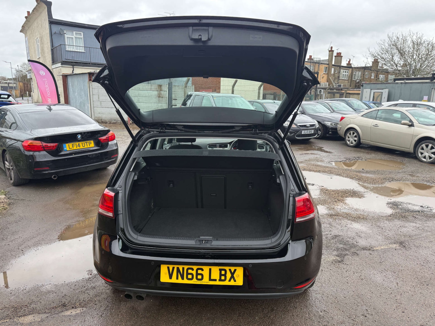 Used Volkswagen Golf 2016 for sale - 77299408: Photo 12