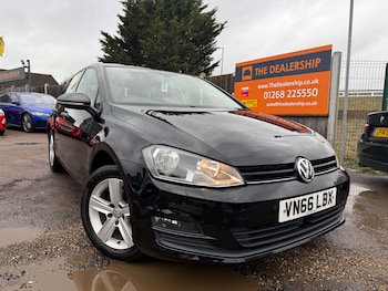 Used Volkswagen Golf 2016 for sale - 77299408: Photo