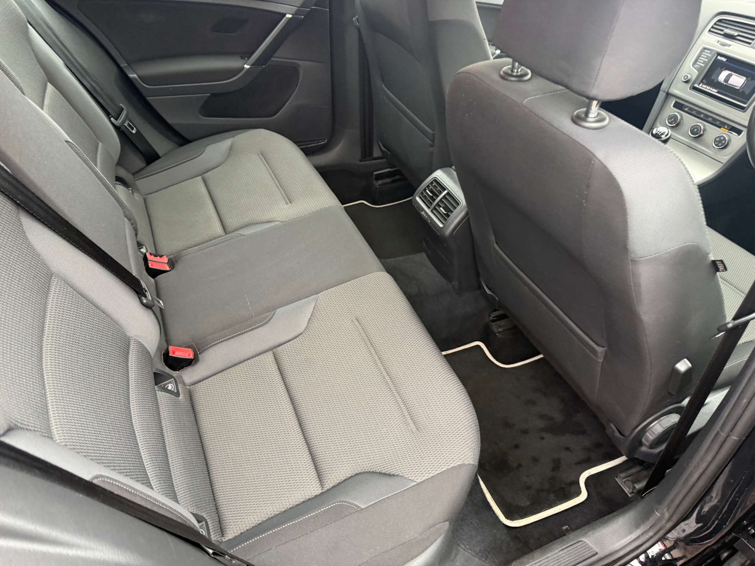 Used Volkswagen Golf 2016 for sale - 77299408: Photo 20