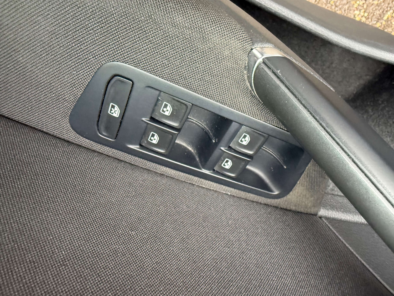 Used Volkswagen Golf 2016 for sale - 77299408: Photo 21