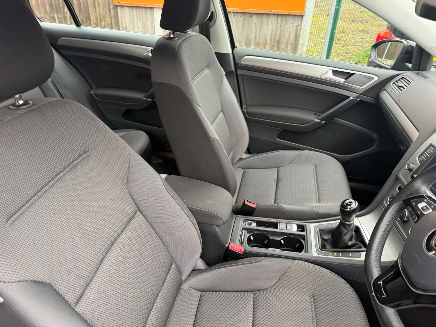 Used Volkswagen Golf 2016 for sale - 77299408: Photo 29