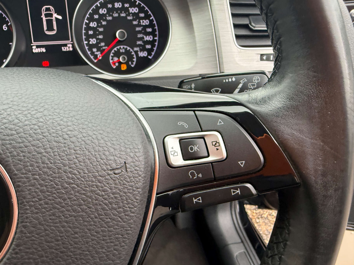 Used Volkswagen Golf 2016 for sale - 77299408: Photo 30