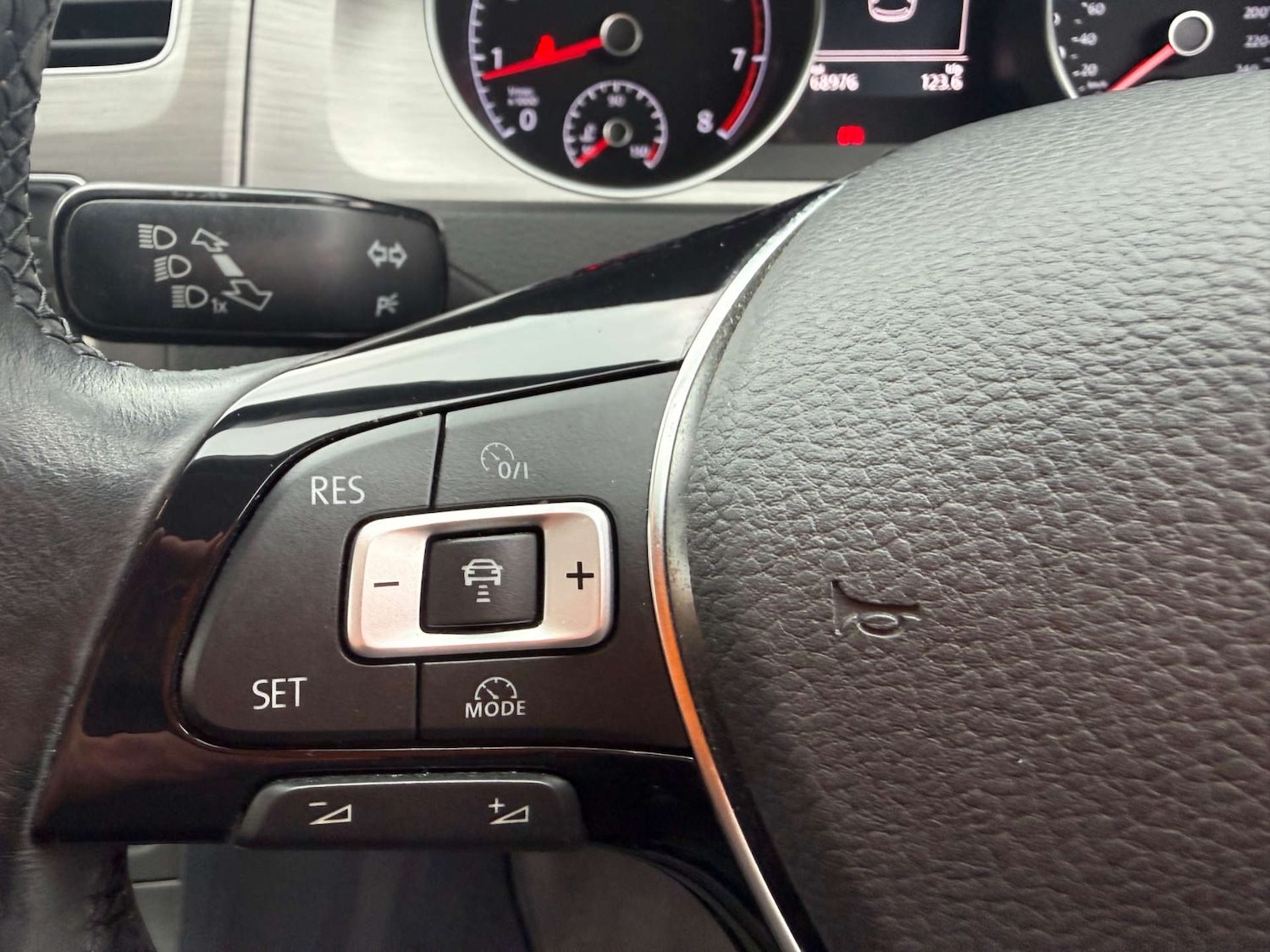 Used Volkswagen Golf 2016 for sale - 77299408: Photo 35