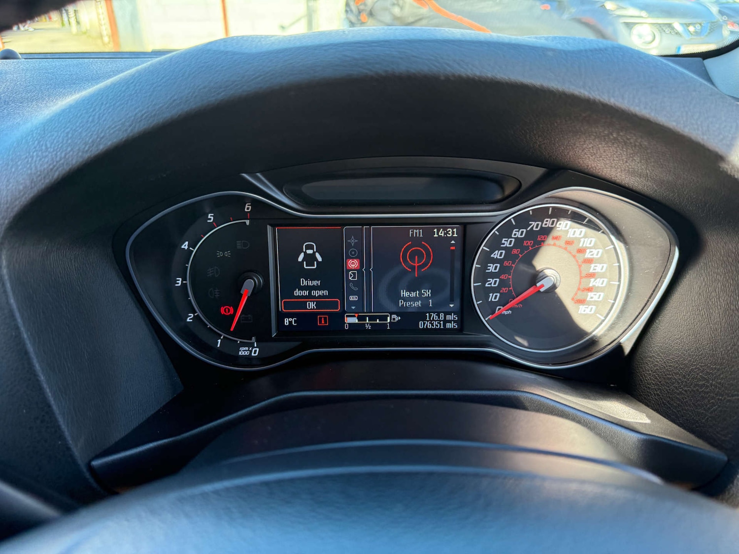 Used Ford Mondeo 2014 for sale - 77975420: Photo 32