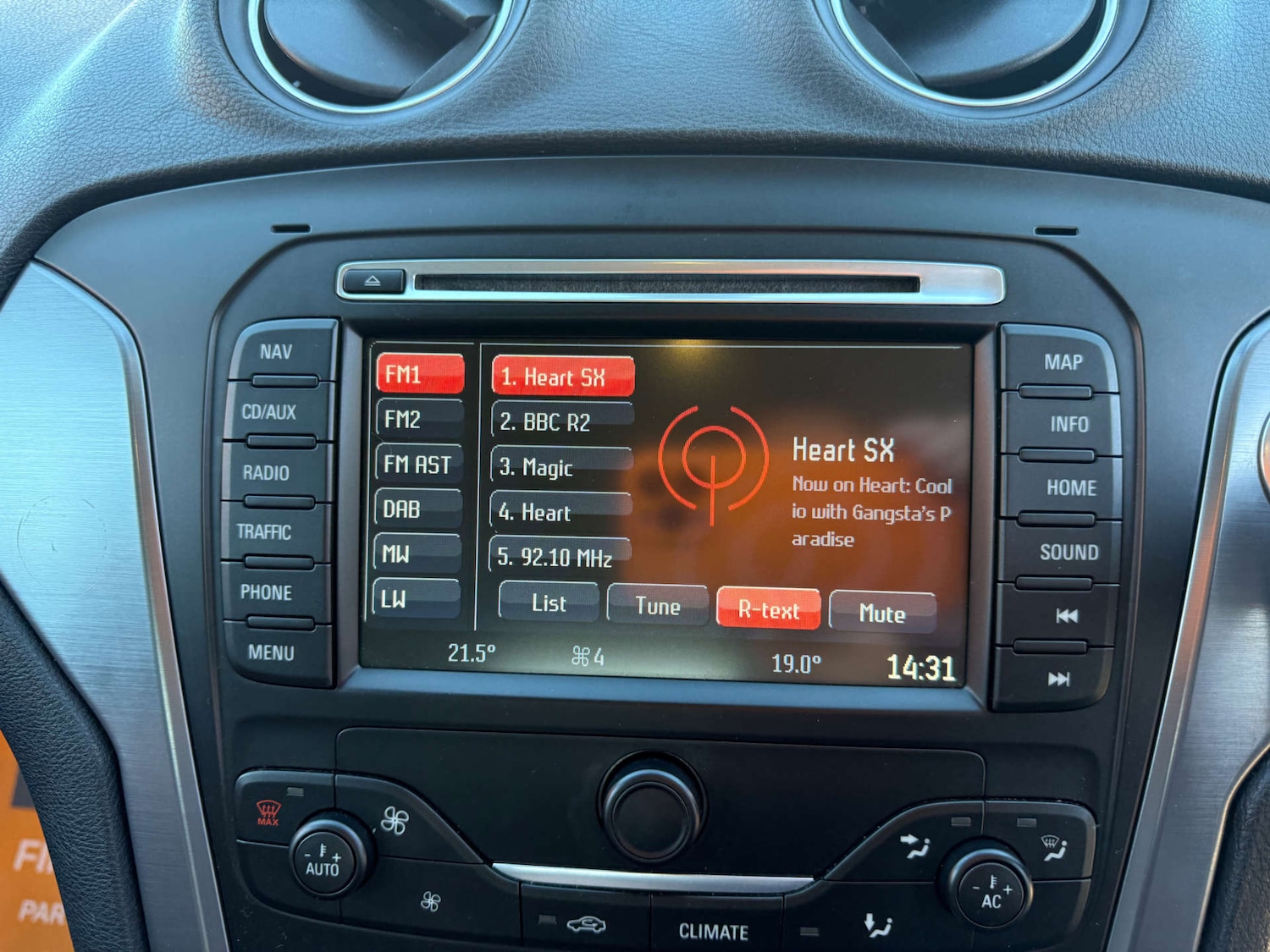 Used Ford Mondeo 2014 for sale - 77975420: Photo 35