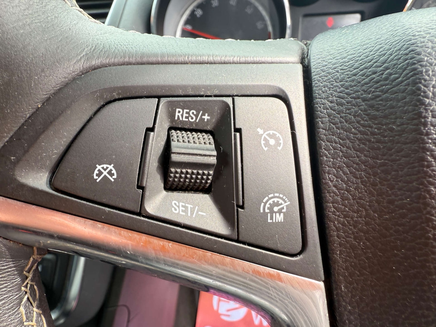 Used Vauxhall Mokka 2015 for sale - 76220600: Photo 32