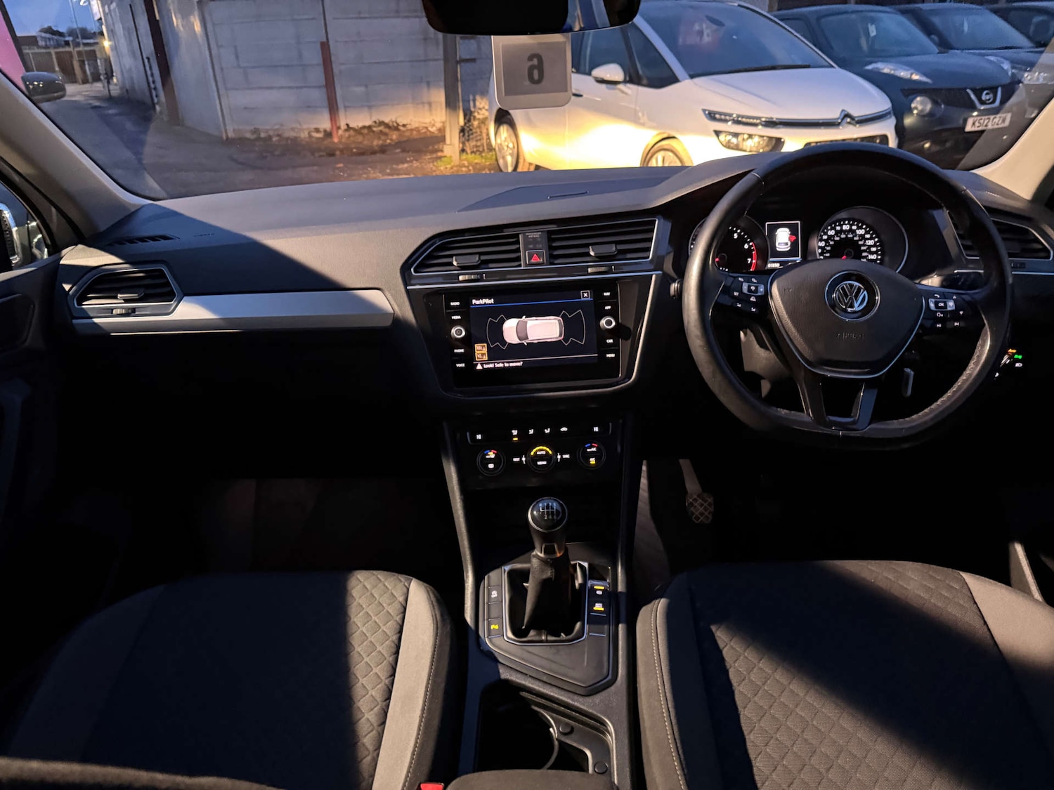 Used Volkswagen Tiguan 2018 for sale - 77236284: Photo 16