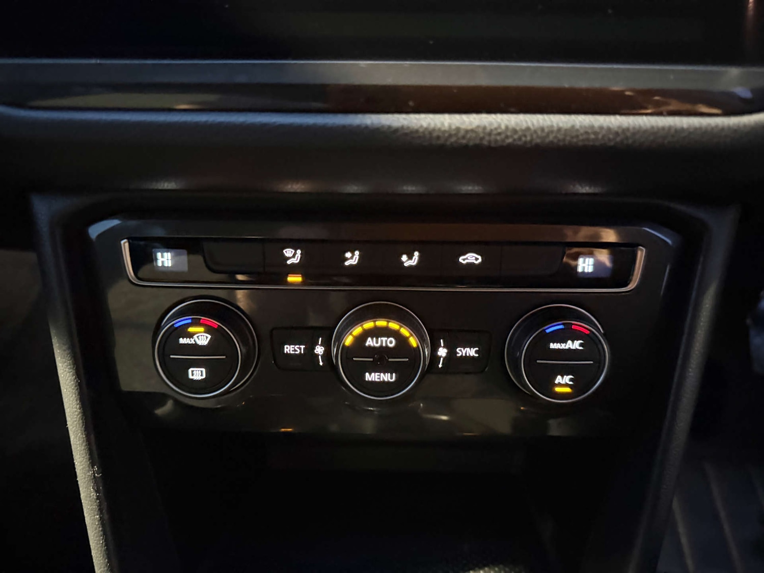 Used Volkswagen Tiguan 2018 for sale - 77236284: Photo 32